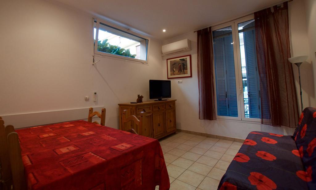 Appartement Les Clematites Menton Exterior foto